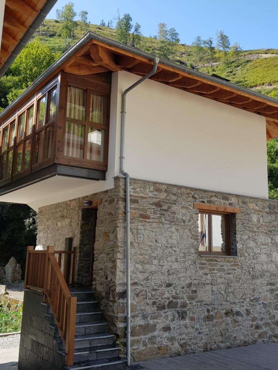 Hotel Rural Las Montanas De Pumar Besullo Ngoại thất bức ảnh